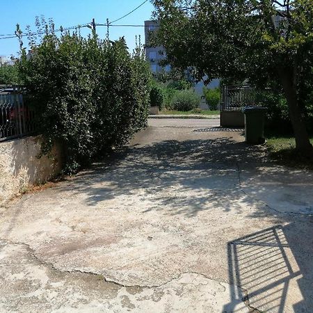 Tihi Apartman Задар Экстерьер фото